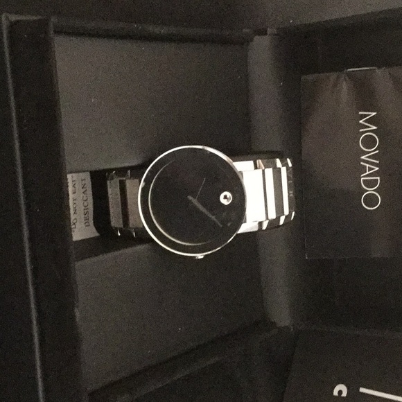 New/Other Movado 38mm Sapphire “Mirror” Dial - Picture 2 of 8